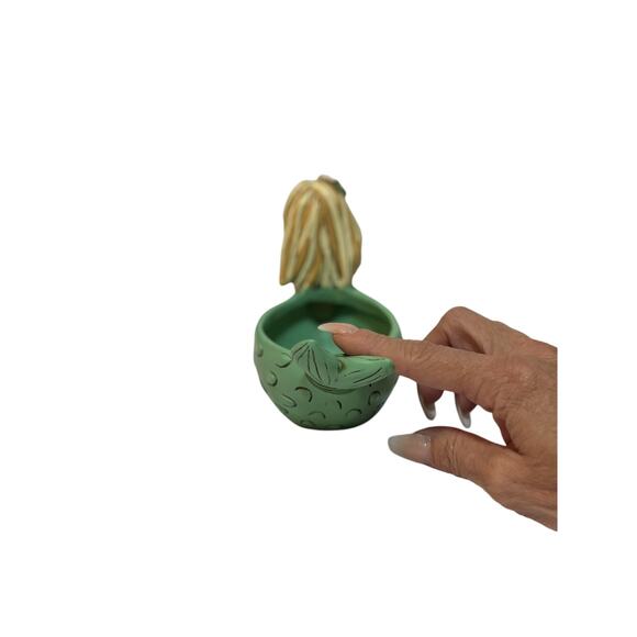 Allen Designs Mermaid Figurine โ Hand-Painted Sculpture - Picture 5 of 7